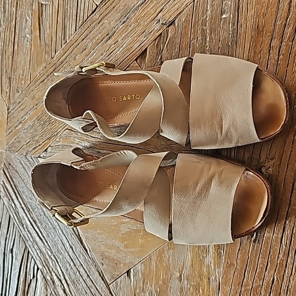 Franco Sarto strappy flat sandals 6.5 - Picture 1 of 4